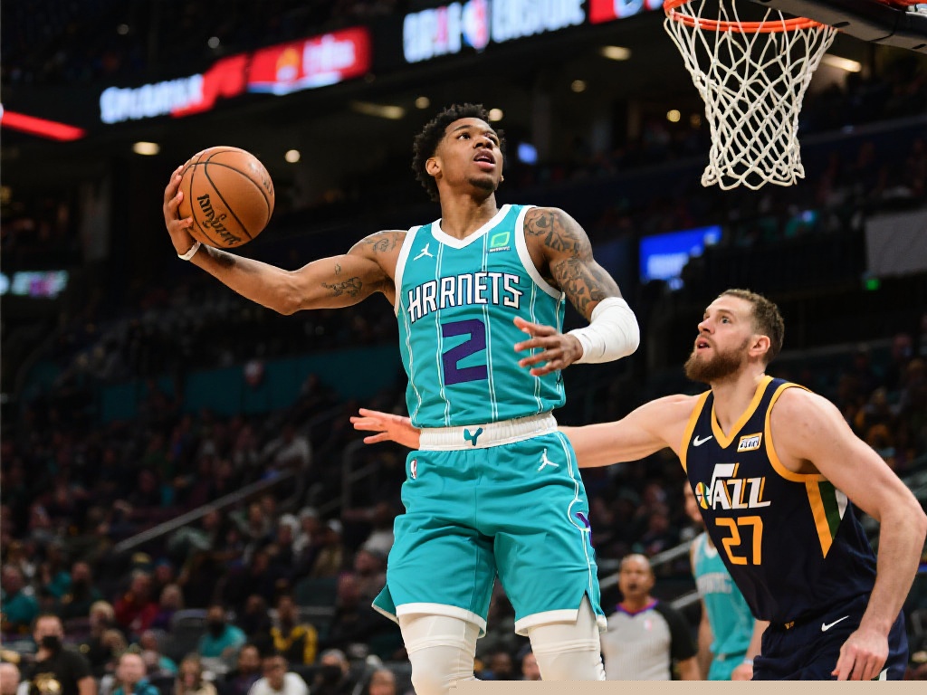 布里奇斯强势领衔 黄蜂力克爵士遭遇六连败 迈尔斯布里奇斯成为黄蜂本场比赛不可忽视的