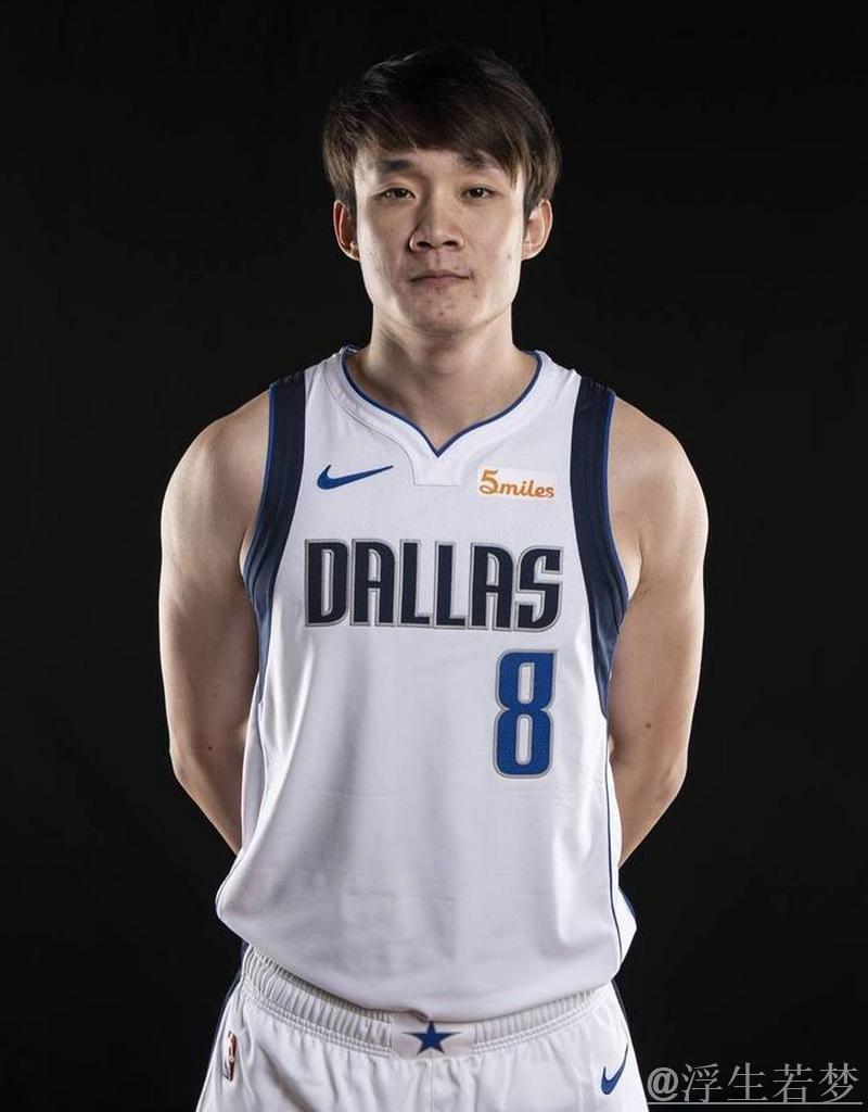 丁彦雨航:CBA赛场上的全能传奇! 丁彦雨航:CBA赛场上的全能传奇!